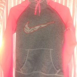 XS Nike pullover